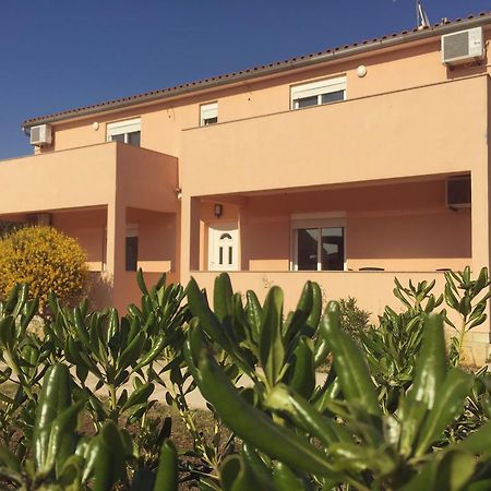 Sunny Rock Volme Apartments Баньоле Стая снимка