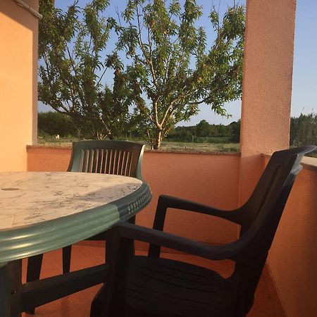 Sunny Rock Volme Apartments Баньоле Екстериор снимка