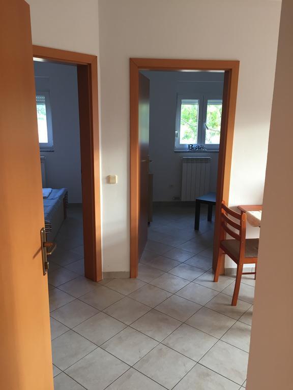 Sunny Rock Volme Apartments Баньоле Екстериор снимка